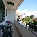 Ana Apartman *