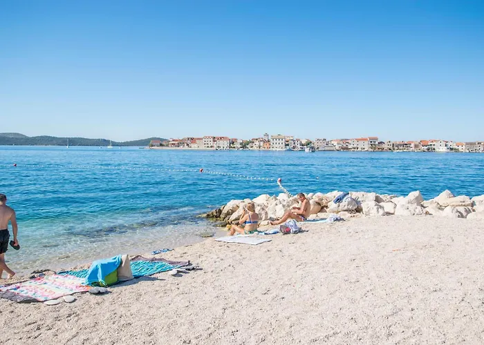 Ana * Brodarica (Sibenik-Knin)